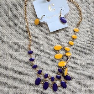 Double sided necklace and earrings